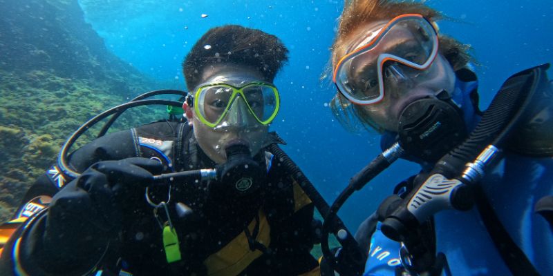 Teng scuba diving with the Suba Diving Society