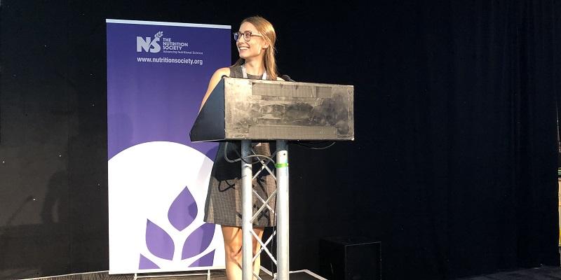 Graduate receives award at the Nutrition Futures Conference