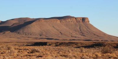 Sandstone outcrops from the Karoo Basic, South Africa. Credit: David Hodgson.