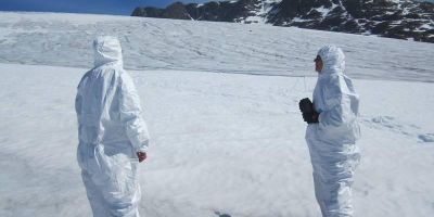 Geochemistry in the field: Stefanie Lutz and Liane Benning working on a glacier in Greenland.