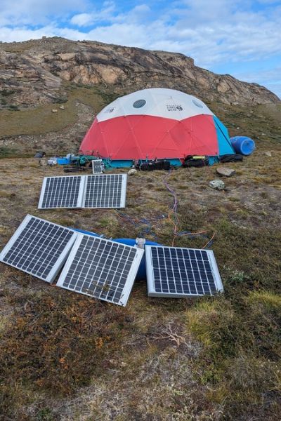 Solar panels outside a tent in the polar regions