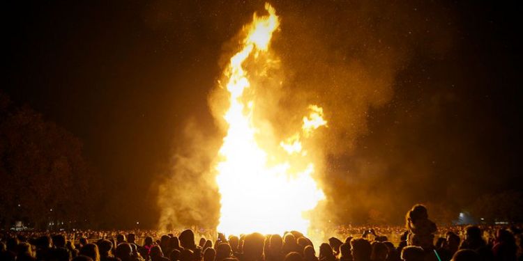 The burning question of Bonfire Night pollution